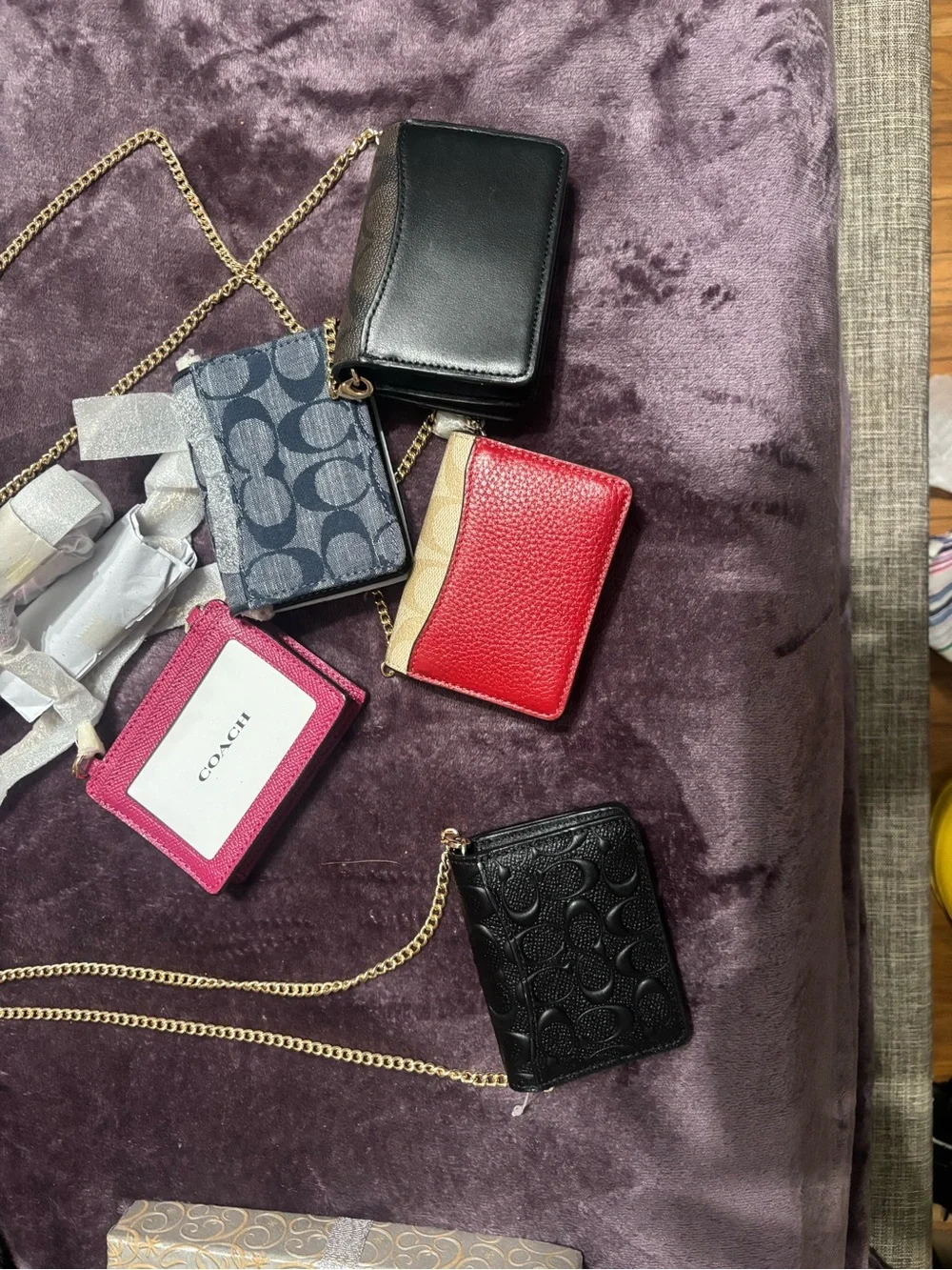 Coach 5 different Case with Logo EACH